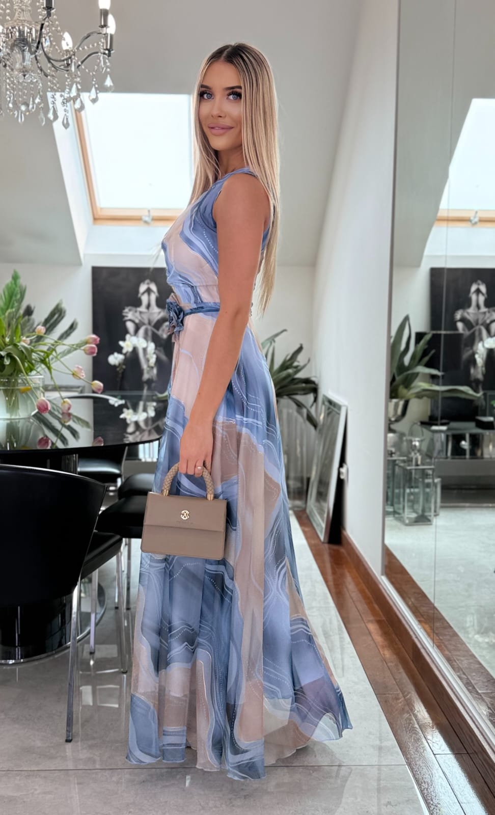 Sukienka Azure Bloom Maxi - obrazek 2